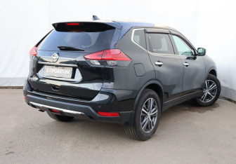 Подержанный автомобиль Nissan X-Trail 2019 года (4 фото)