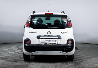 Подержанный автомобиль Citroen C3 Picasso 2011 года (6 фото)