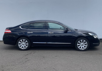 Подержанный автомобиль Nissan Teana 2008 года (4 фото)