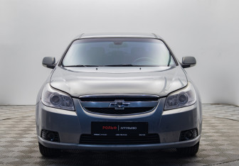 Подержанный автомобиль Chevrolet Epica 2011 года (8 фото)