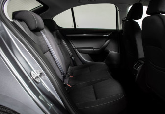 Подержанный автомобиль Skoda Octavia Liftback 2018 года (9 фото)