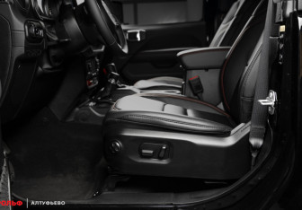 Новый Jeep Wrangler 2025 (9 фото)