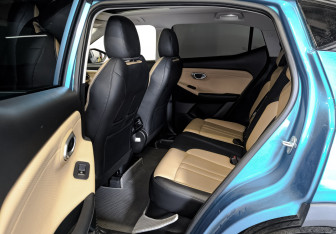 Подержанный автомобиль GAC GS3 2024 года (12 фото)