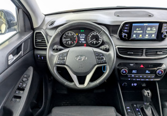 Подержанный автомобиль Hyundai Tucson 2019 года (21 фото)