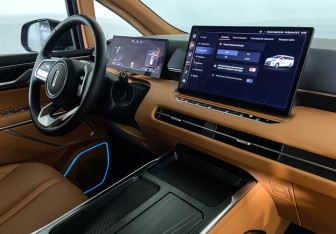 Подержанный автомобиль Wey 80 2024 года (9 фото)