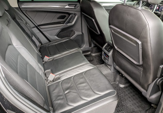 Подержанный автомобиль Volkswagen Tiguan 2018 года (12 фото)