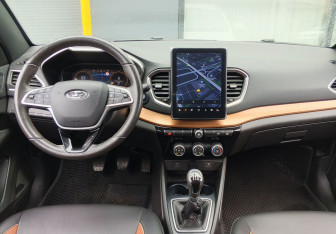 Подержанный автомобиль LADA (ВАЗ) Vesta Sedan 2019 года (14 фото)