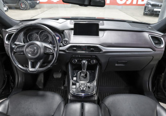 Подержанный автомобиль Mazda CX-9 2018 года (15 фото)