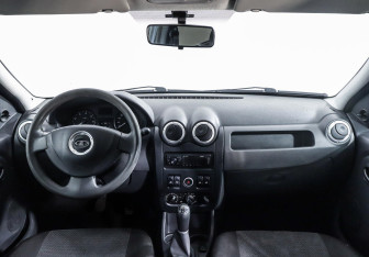 Подержанный автомобиль LADA (ВАЗ) Largus Wagon 2015 года (6 фото)