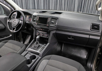 Подержанный автомобиль Volkswagen Amarok 2018 года (11 фото)