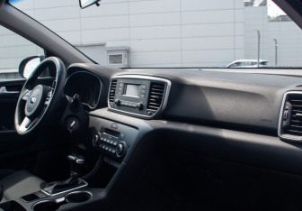 Подержанный автомобиль Kia Sportage 2020 года (10 фото)