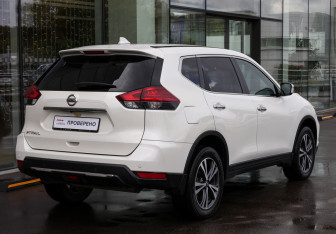 Подержанный автомобиль Nissan X-Trail 2020 года (5 фото)
