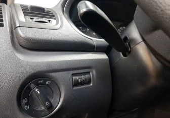 Подержанный автомобиль Skoda Fabia Hatchback 2010 года (19 фото)