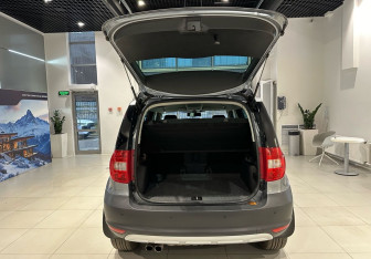 Подержанный автомобиль Skoda Yeti 2012 года (6 фото)