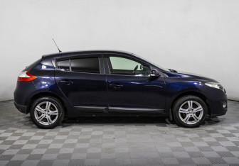 Подержанный автомобиль Renault Megane Hatchback 2012 года (4 фото)