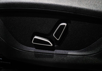 Подержанный автомобиль Changan UNI-S 2024 года (11 фото)