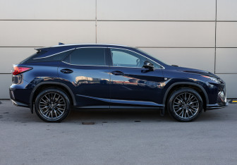 Подержанный автомобиль Lexus RX 2017 года (4 фото)
