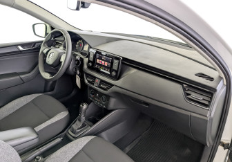 Подержанный автомобиль Skoda Rapid Liftback 2021 года (11 фото)