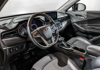 Подержанный автомобиль Москвич 3 2023 года (14 фото)