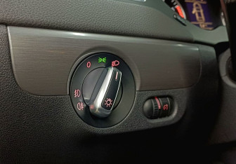 Подержанный автомобиль Volkswagen Jetta Sedan 2014 года (18 фото)