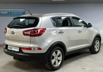 Подержанный автомобиль Kia Sportage 2013 года (5 фото)