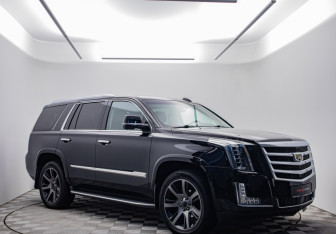 Подержанный автомобиль Cadillac Escalade Suv 2018 года (3 фото)