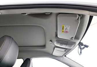 Подержанный автомобиль Москвич 3е 2023 года (23 фото)