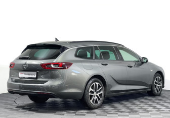 Подержанный автомобиль Opel Insignia Wagon 2019 года (5 фото)