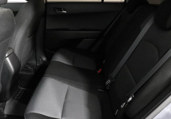 Подержанный автомобиль Hyundai Creta 2017 года (11 фото)