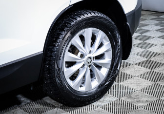 Подержанный автомобиль Skoda Karoq 2020 года (15 фото)