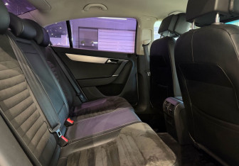 Подержанный автомобиль Volkswagen Passat Sedan 2013 года (11 фото)