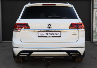 Подержанный автомобиль Volkswagen Teramont 2018 года (5 фото)