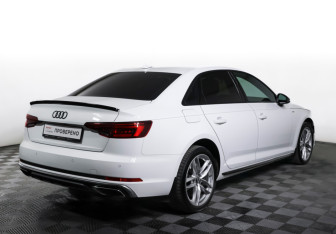 Подержанный автомобиль Audi A4 Sedan 2019 года (5 фото)