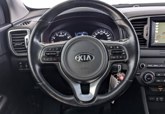 Подержанный автомобиль Kia Sportage 2017 года (22 фото)