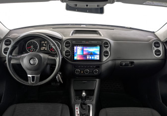 Подержанный автомобиль Volkswagen Tiguan 2015 года (14 фото)