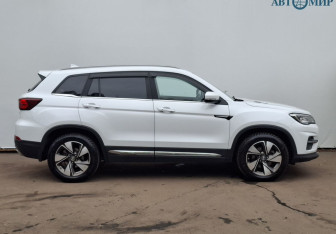 Подержанный автомобиль Changan CS75 2020 года (4 фото)