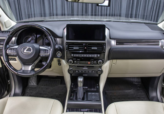 Подержанный автомобиль Lexus GX 2021 года (15 фото)