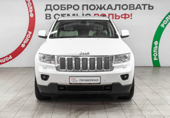 Подержанный автомобиль Jeep Grand Cherokee 2012 года (2 фото)