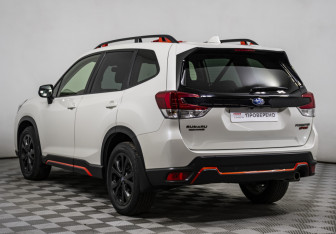 Подержанный автомобиль Subaru Forester Suv 2021 года (7 фото)