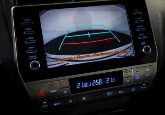 Подержанный автомобиль Toyota Land Cruiser Prado 2020 года (19 фото)