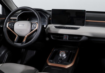 Подержанный автомобиль Haval Jolion 2025 года (12 фото)