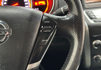 Подержанный автомобиль Nissan Murano Suv 2011 года (16 фото)