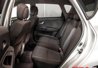 Подержанный автомобиль Kia Ceed Hatchback 2012 года (10 фото)