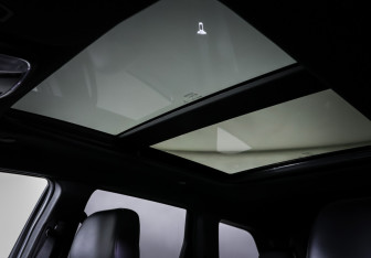 Подержанный автомобиль Jeep Grand Cherokee 2021 года (20 фото)