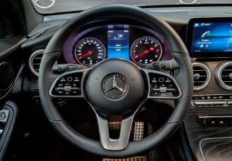 Подержанный автомобиль Mercedes-Benz GLC Coupe 2021 года (22 фото)