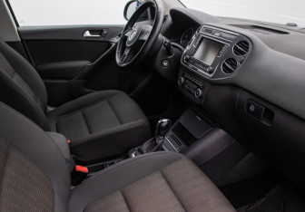 Подержанный автомобиль Volkswagen Tiguan 2012 года (9 фото)