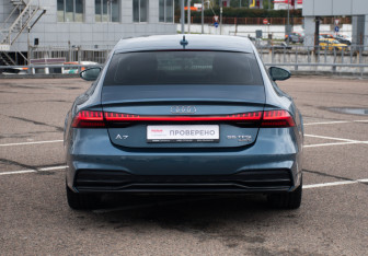 Подержанный автомобиль Audi A7 2018 года (6 фото)