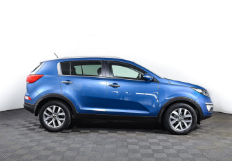 Подержанный автомобиль Kia Sportage 2015 года (4 фото)