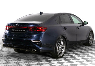 Подержанный автомобиль Kia Cerato Sedan 2020 года (3 фото)