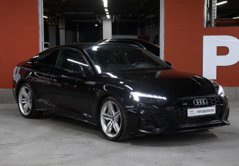 Подержанный автомобиль Audi A5 Coupe 2021 года (3 фото)